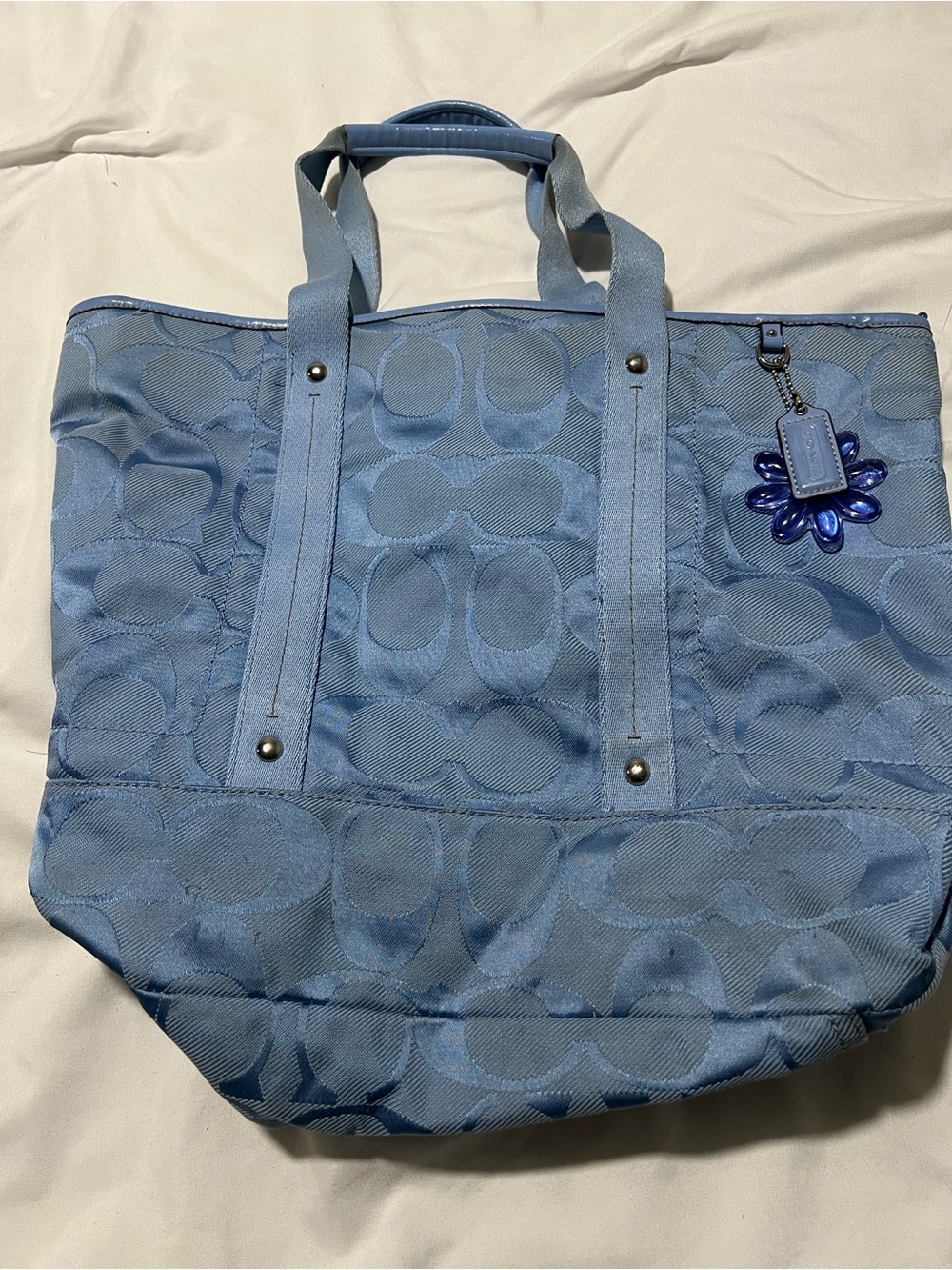 2000s Y2K Coach Kyra Signature Daisy tote shoulder bag